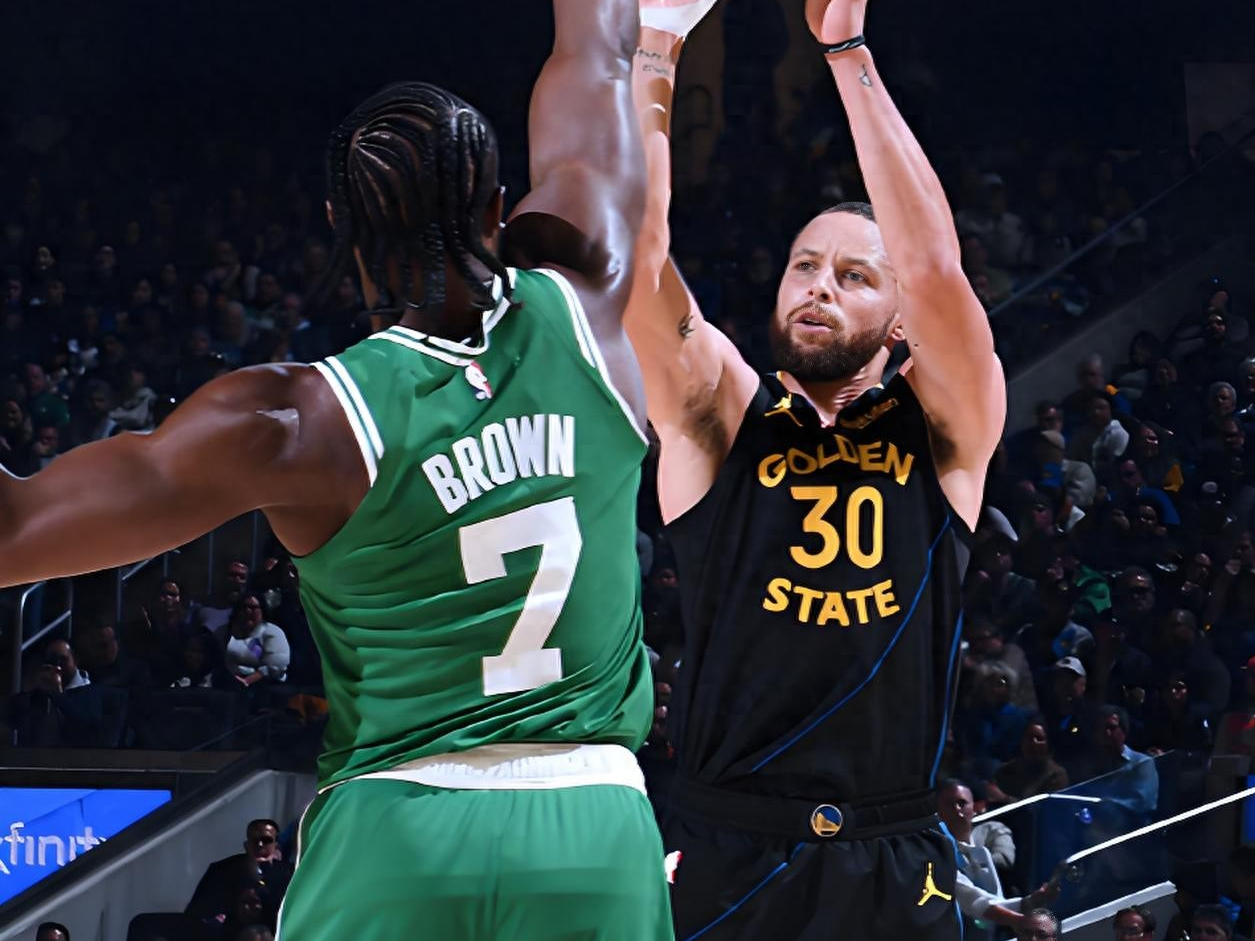 勇士爆冷公牛,波尔津吉斯制霸全场 勇士爆冷公牛,波尔津吉斯制霸全场