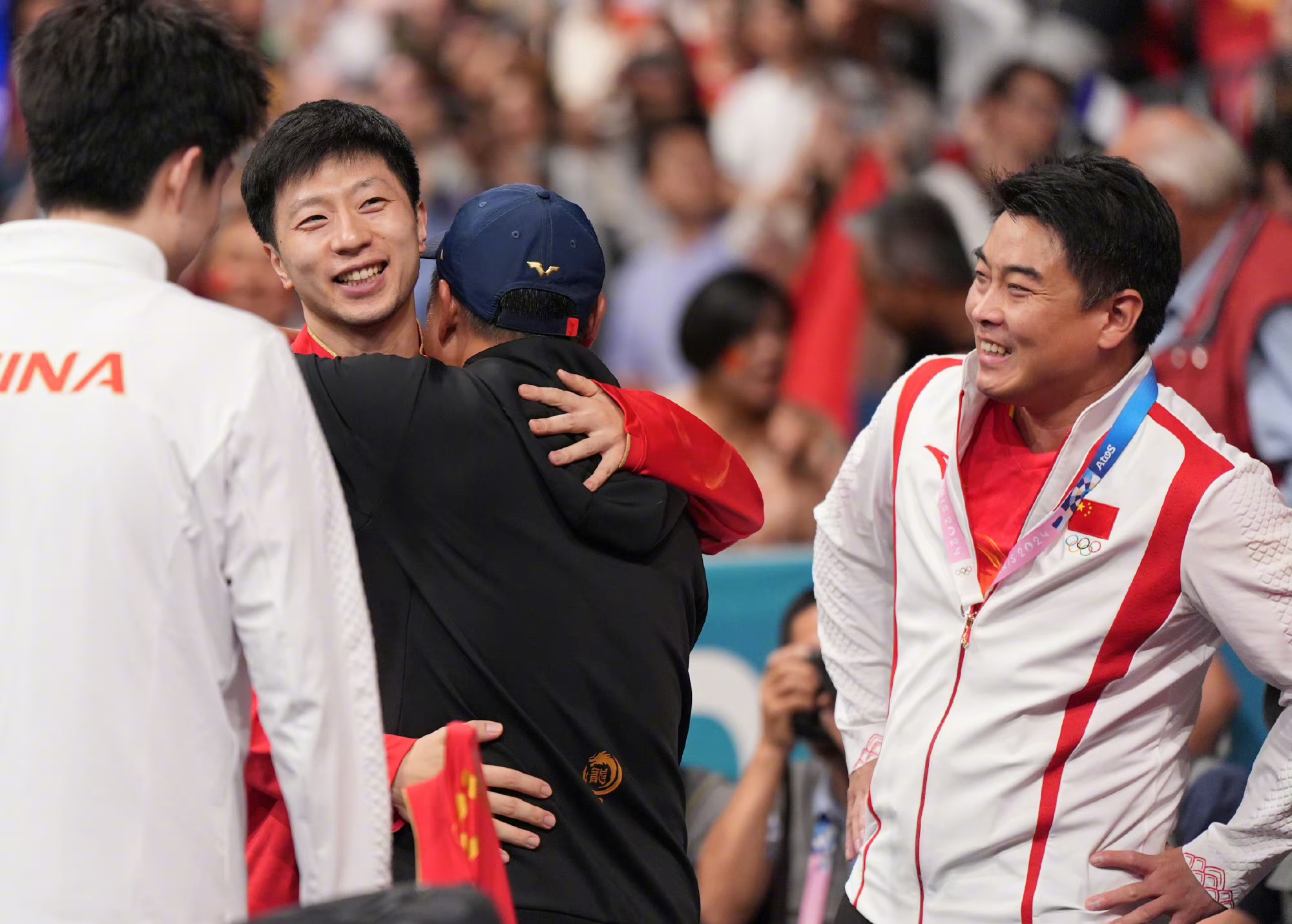 法国队轻取奥地利队，马龙惊艳四座