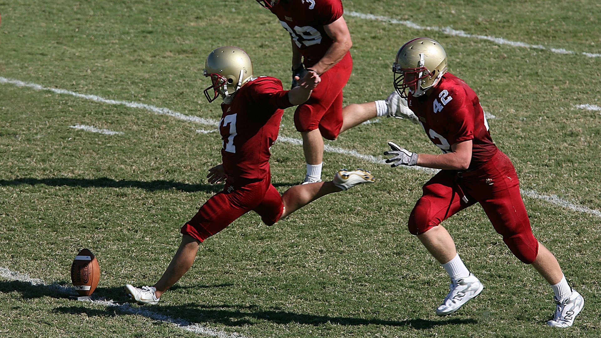 红土王权交接？纳达尔蒙特卡洛率队逆转法网劲旅，诠释何为领袖的终极定义