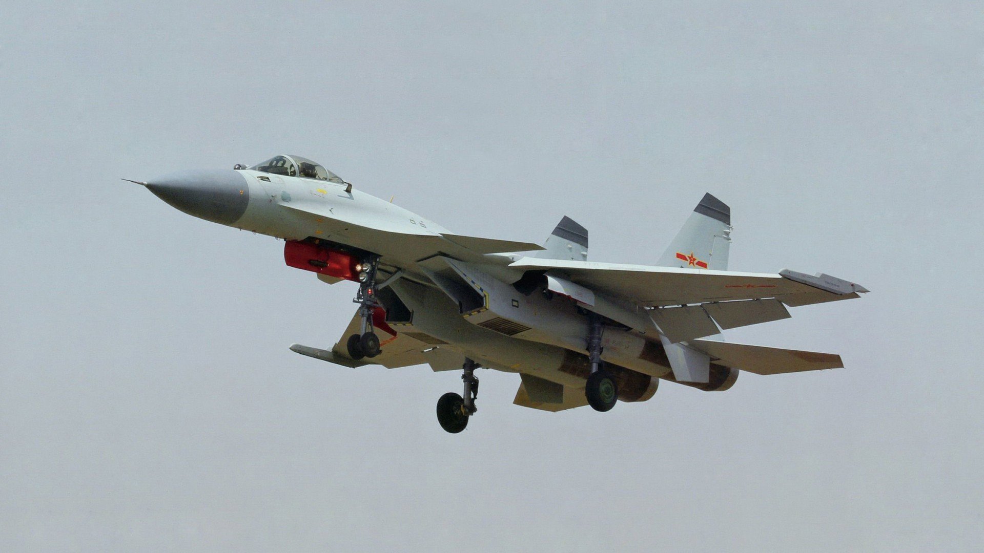 蓝色王朝陷落，维斯塔潘红色狂飙终结雷诺神话