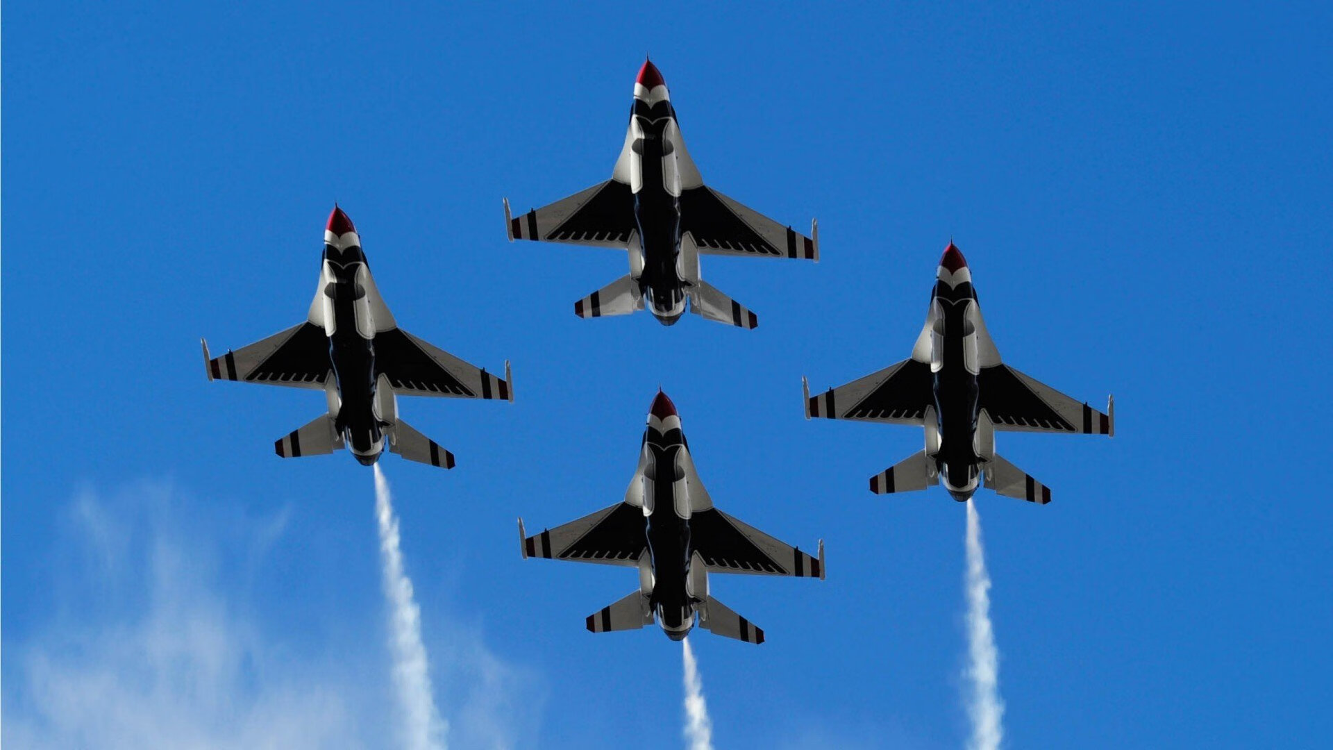 一场由右后卫主导的交响诗，卡瓦哈尔如何用节奏撕裂挪威防线