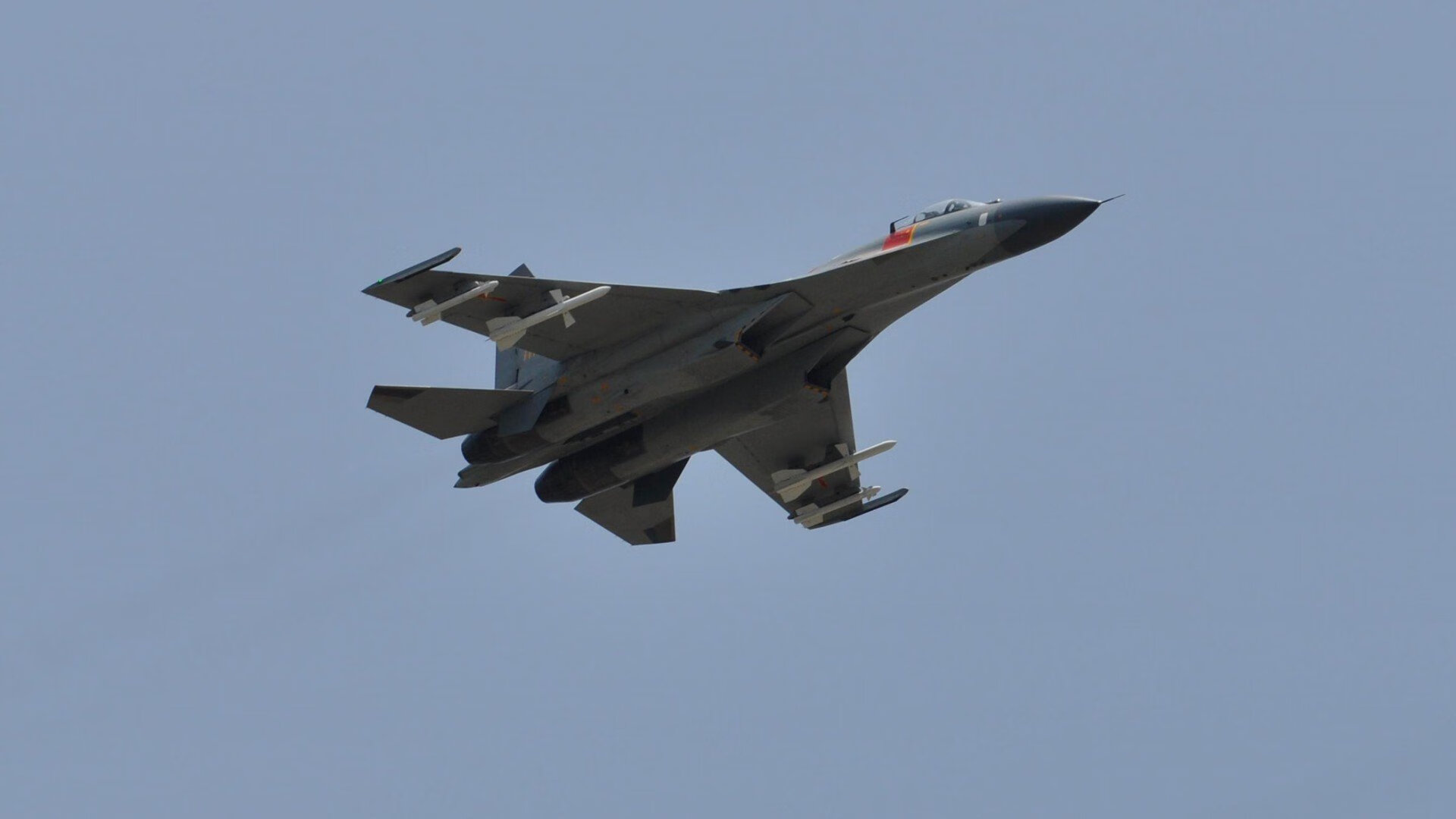 巨人倒下的那天,苏亚雷斯的三次手术刀如何肢解法兰西