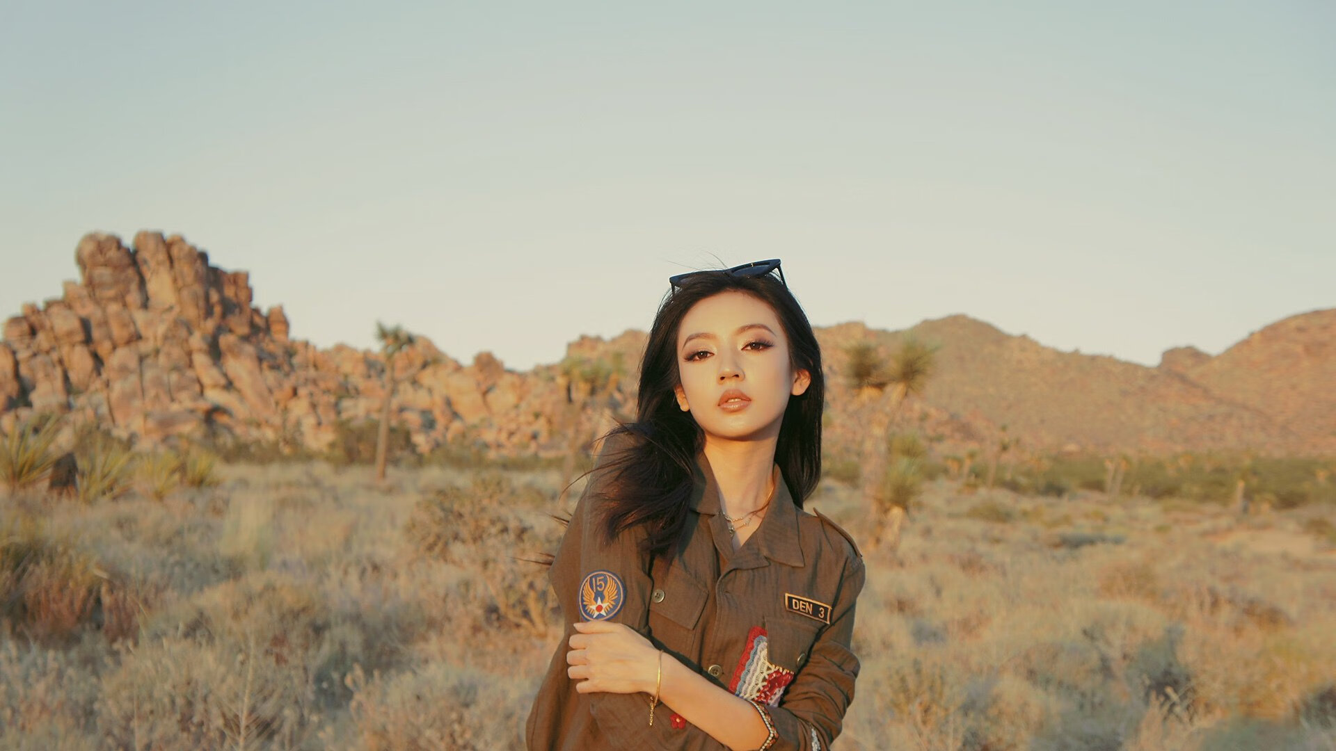 街道突围，蜂鸣引擎与赛场决胜的双重奏